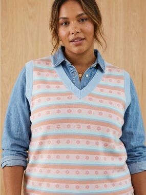 Daisy Street Pastel Striped Oversized Knit Sweater Vest - Size XL